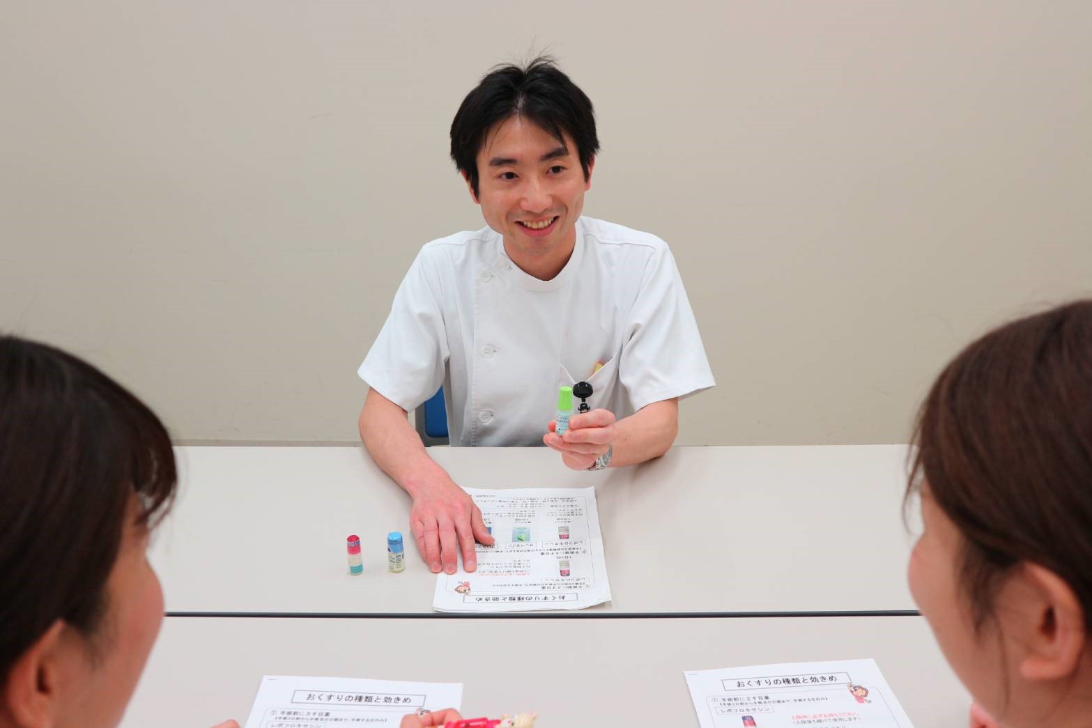 点眼指導の様子